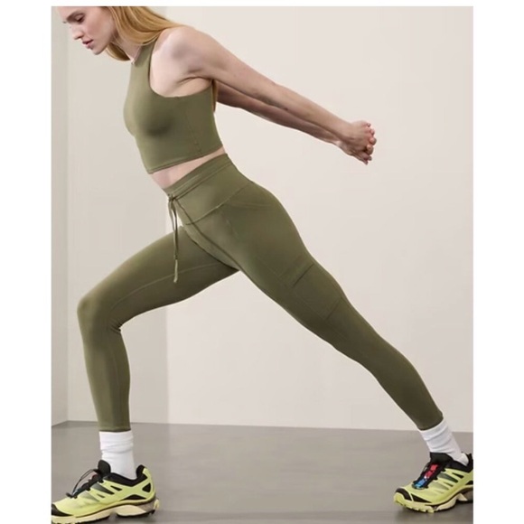 Athleta Pants - ATHLETA M Salutation Cargo Tight in Moss NWT